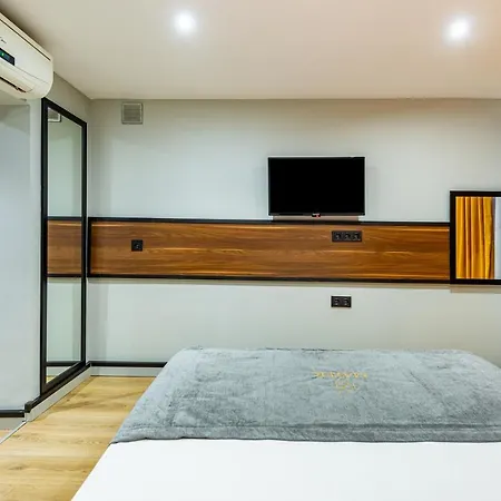 Hotell Mayer Select Istanbul