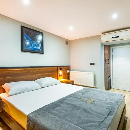 Mayer Select Hotell
